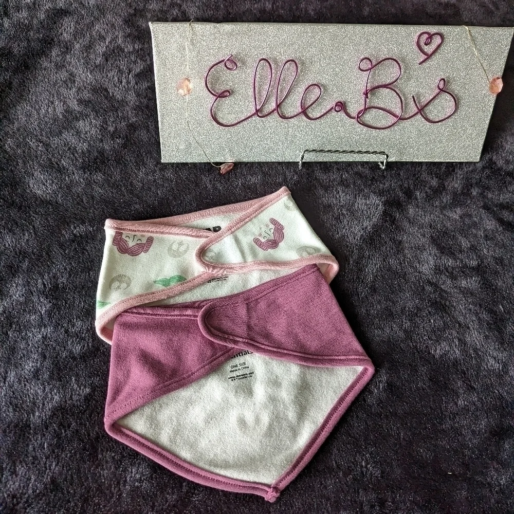 2 Pack Star Wars Baby Bibs